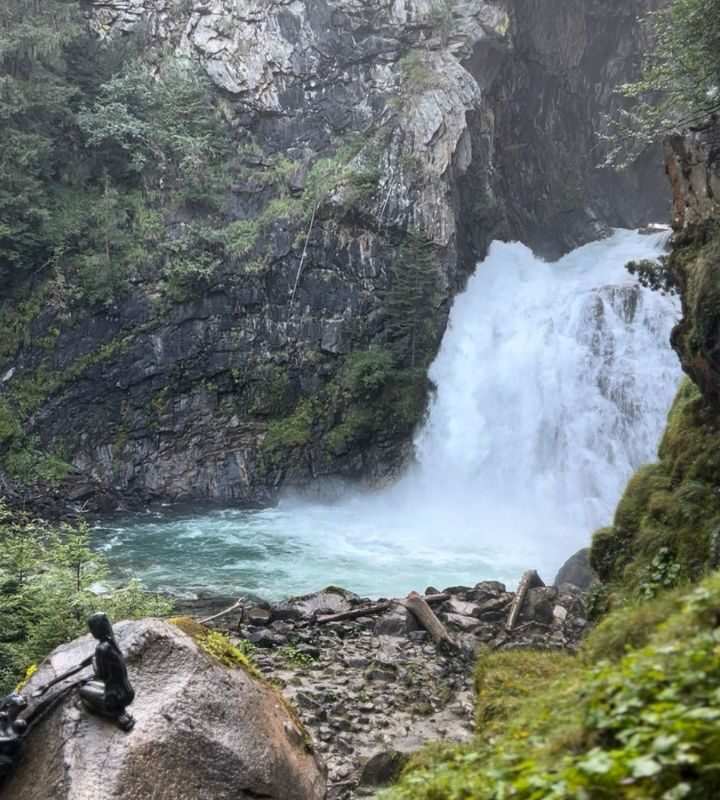 Die Reinbach Wasserfälle - der erste Wasserfall