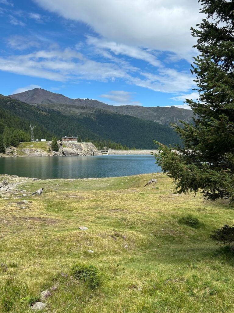 Wanderung um den Weißbrunnsee im Ultental - Wanderungen mit Kindern im Ultental