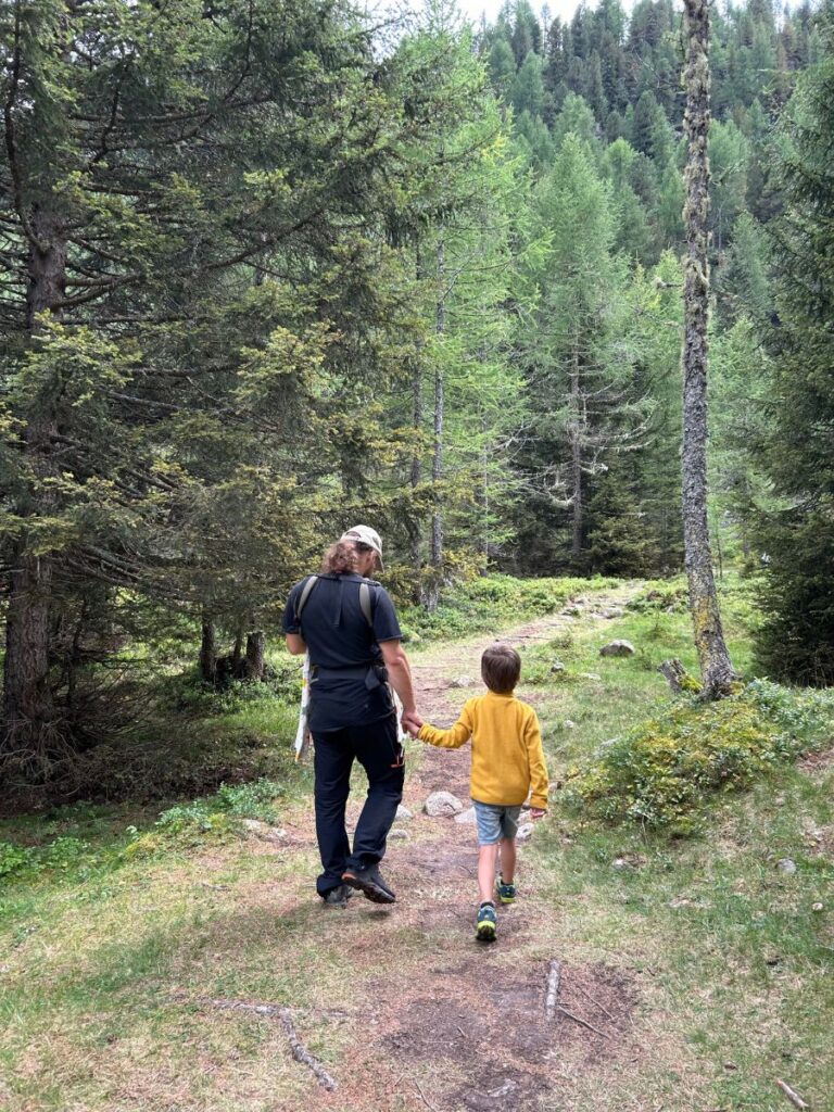 Wanderung um den Weißbrunnsee im Ultental - Wanderungen mit Kindern im Ultental