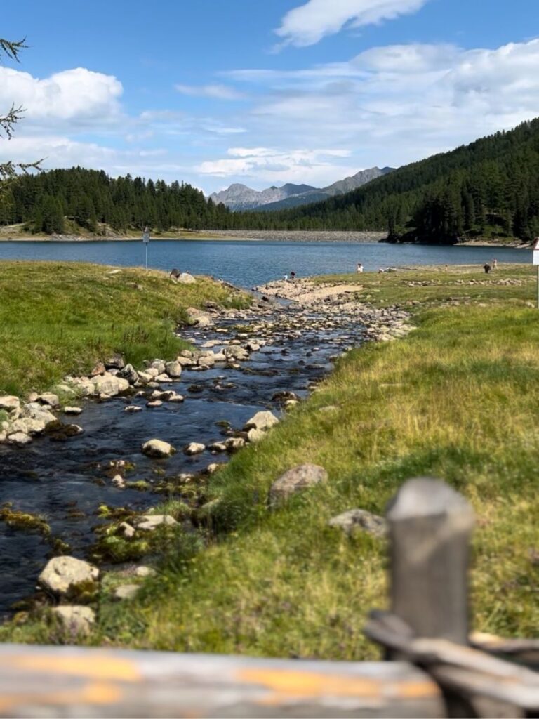 Wanderung um den Weißbrunnsee im Ultental - Wanderungen mit Kindern im Ultental