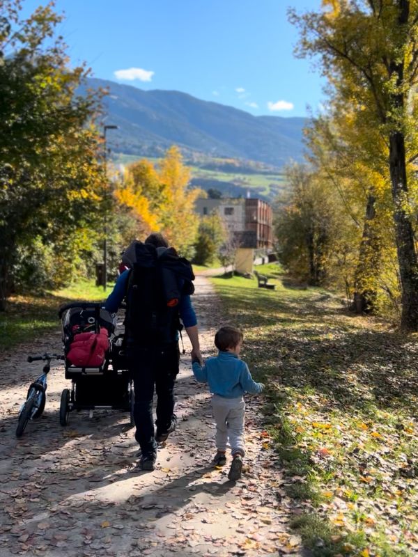 Wanderung von Brixen am Eisack entlang zum Kloster Neustift - Bistro Frischluft (27) Wanderung entlang des Eisackufers bei Brixen mit Kindern
