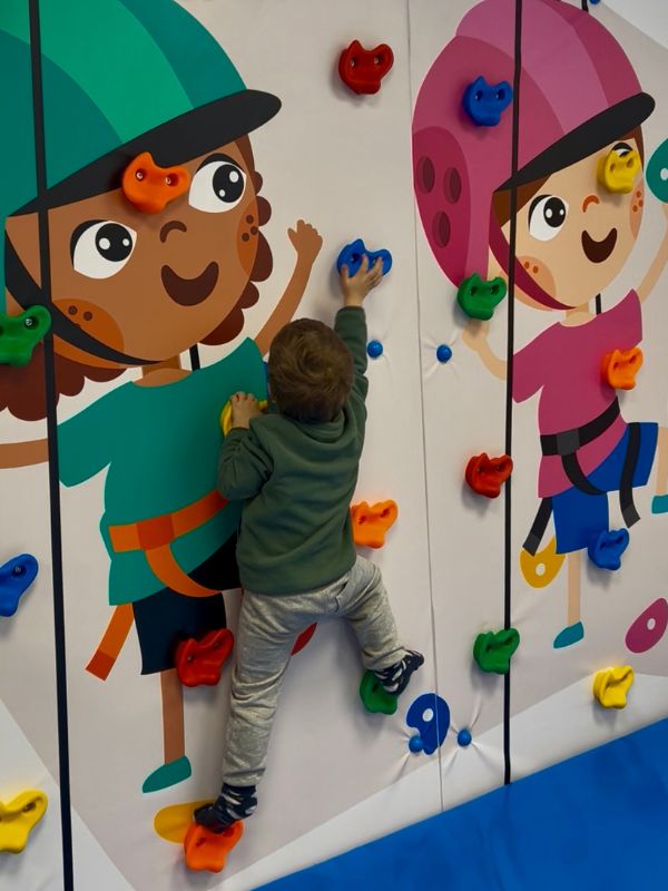 Kinder PLanet Val Gardena_Gröden_Indoor Spielplatz Südtirol_Regen Kinder (25) Kinder Planet Val Gardena - Indoor Spielplatz in Südtirol - perfekt bei Regen mit Kindern