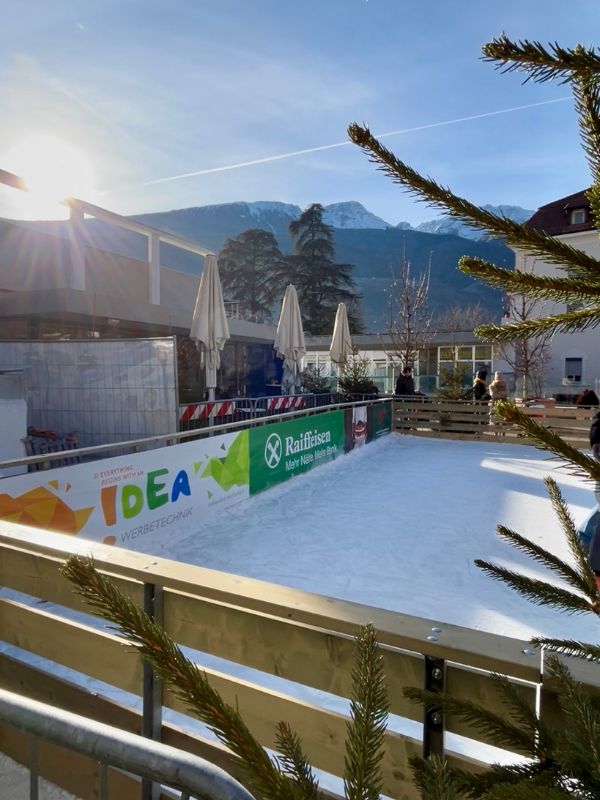 Eislaufen in Schlanders im Vinschgau