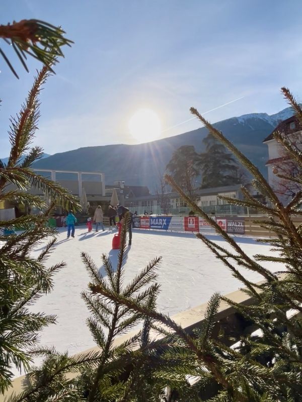 Eislaufen in Schlanders im Vinschgau