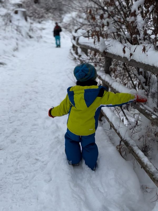 Karersee _Wanderung_Dolomiten_Südtirol mit Kindern_Winter (15) Der Karersee in den Dolomiten im Winter - Südtirol Wanderung mit Kindern