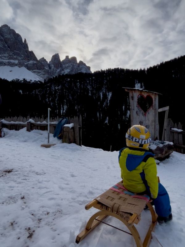 Rodeln mit Kindern in Südtirol - Dusler Alm in Villnöss