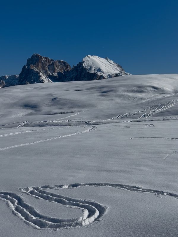 Wanderung Seiser Alm mit Kinder - zur Laurin Hütte mit Dolomitenblick (15) Die Seiser Alm im Winter - Wanderung zu Laurinhütte mit Kindern