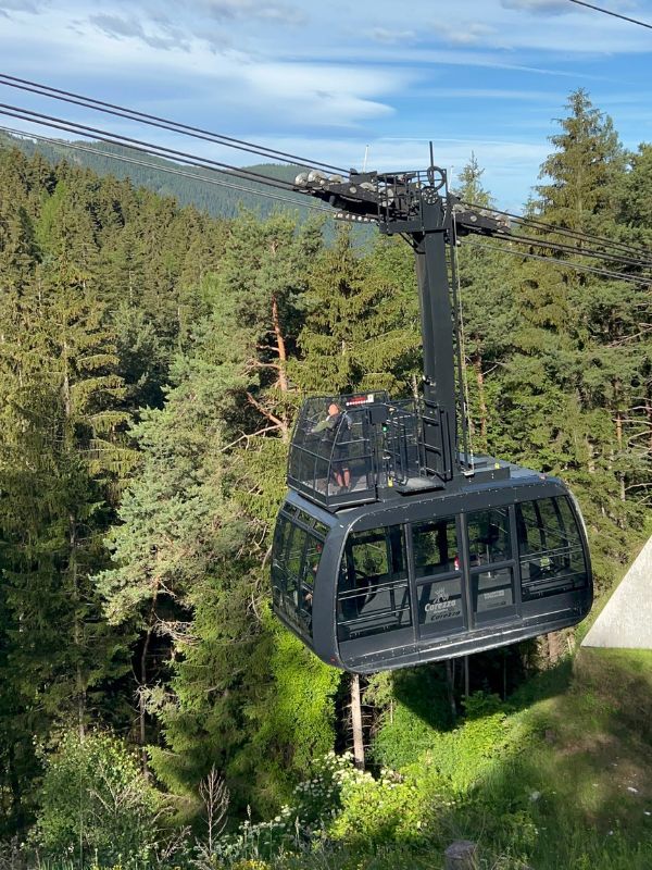 König Laurin Tour_Carezza Dolomites_Rosengarten Wanderung mit Kindern (1) König Laurin Tour am Rosengarten - Carezza Dolomites - Wandern mit Kindern in den Dolomiten in Südtirol