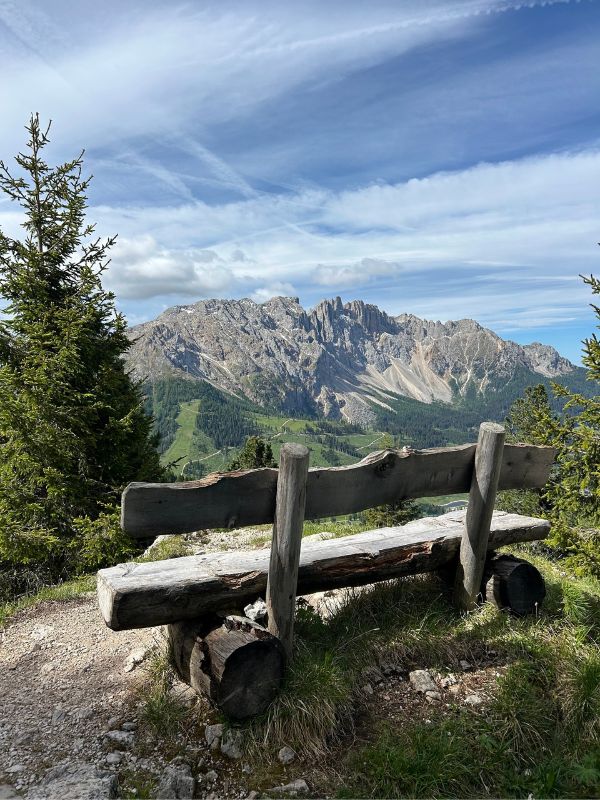 König Laurin Tour_Carezza Dolomites_Rosengarten Wanderung mit Kindern (17) König Laurin Tour am Rosengarten - Carezza Dolomites - Wandern mit Kindern in den Dolomiten in Südtirol