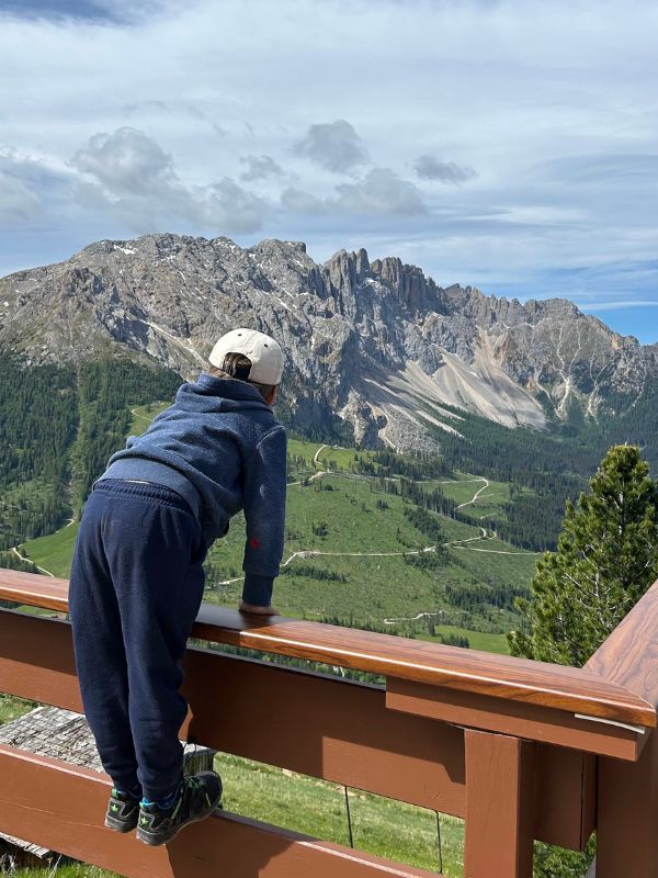 König Laurin Tour_Carezza Dolomites_Rosengarten Wanderung mit Kindern (21) König Laurin Tour am Rosengarten - Carezza Dolomites - Wandern mit Kindern in den Dolomiten in Südtirol