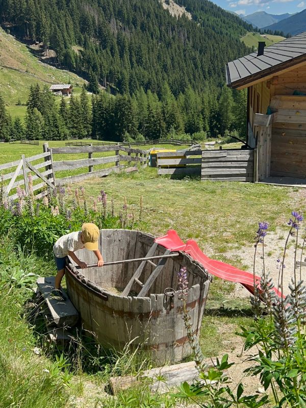 Sagenweg in Aberstückl im Sarntal_Wandern mit Kindern_Erlebnisweg (19) Der Sagenweg im Sarntal - Leichte Wanderung mit Kindern in Südtirol