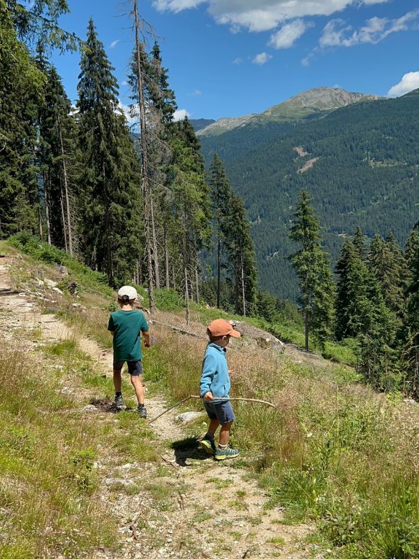 Sagenweg in Aberstückl im Sarntal_Wandern mit Kindern_Erlebnisweg (22) Der Sagenweg im Sarntal - Leichte Wanderung mit Kindern in Südtirol