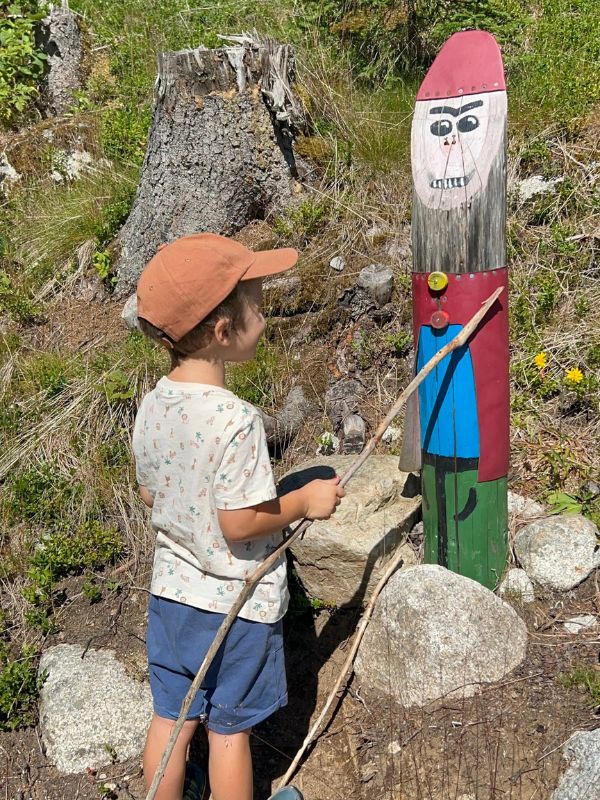 Sagenweg in Aberstückl im Sarntal_Wandern mit Kindern_Erlebnisweg (4) Der Sagenweg im Sarntal - Leichte Wanderung mit Kindern in Südtirol