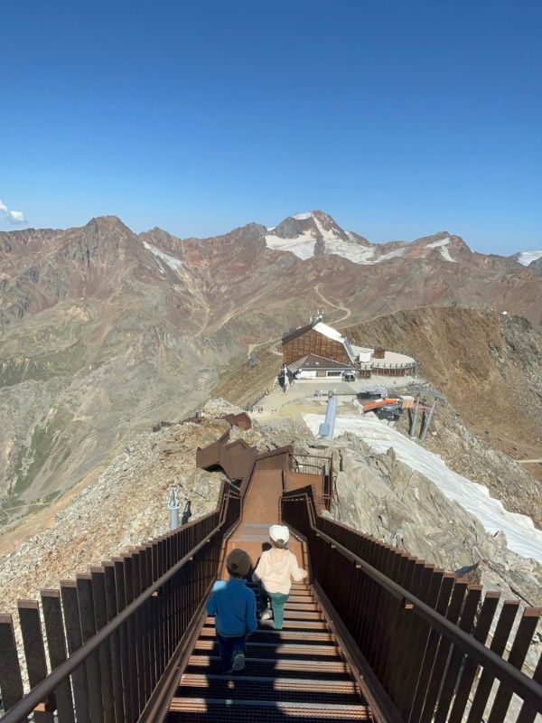 Alpin Arena Schnals_Sommer_KinderCabrio Bahn_Gletscher_Wanderungen (16) Alpin Arena Schnals - Schnalstaler Gletscher _ Sommer - Cabriobahn - Wandern mit Kindern