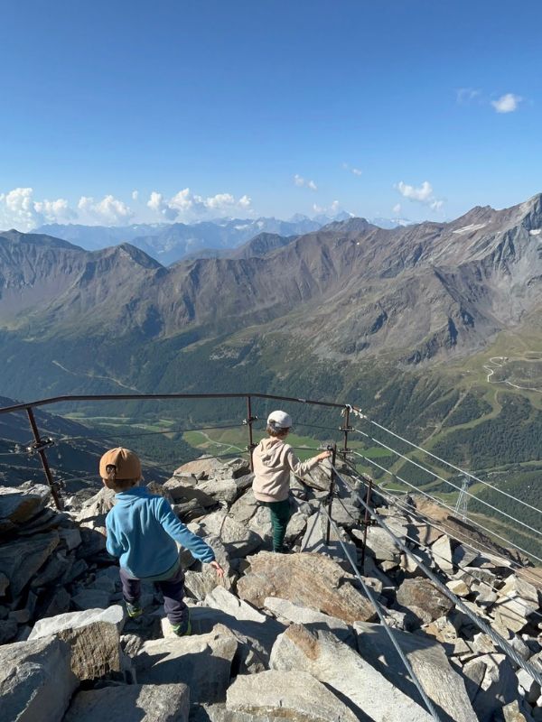 Alpin Arena Schnals_Sommer_KinderCabrio Bahn_Gletscher_Wanderungen (17) Alpin Arena Schnals - Schnalstaler Gletscher _ Sommer - Cabriobahn - Wandern mit Kindern