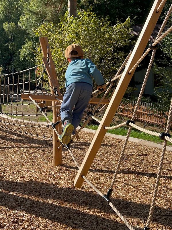 Waldspielplatz in Kohlern_Spielplatz für Kinder in Bozen (2) Spielplatz in Kohlern bei Bozen