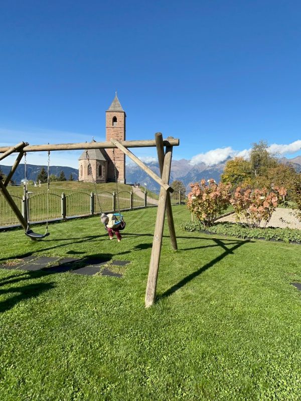 Haflinger Erlebnisweg_Hafling bei Meran_Wanderung mit dem Kinderwagen (23) Haflinger Erlebnisweg_Wanderung mit dem Kinderwagen bei Mera